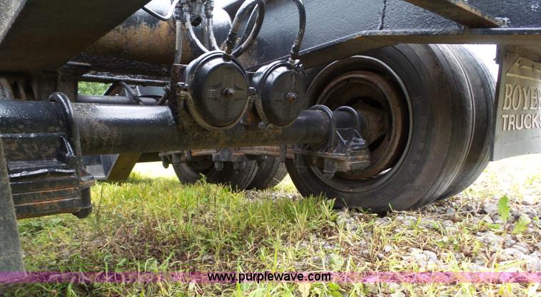 image for item L5510 1993 Rogers lowboy equipment trailer