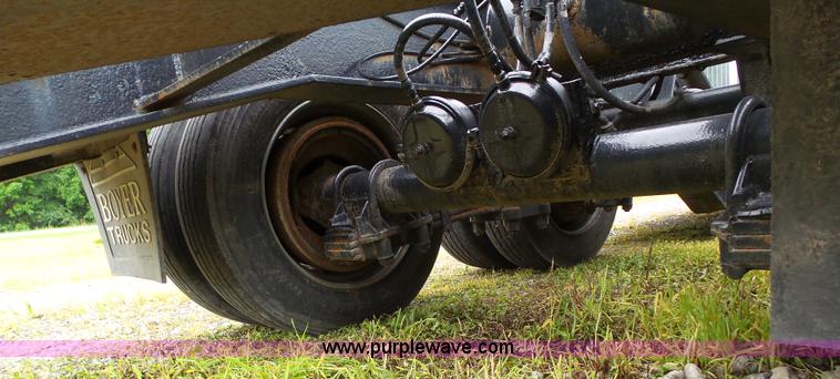 image for item L5510 1993 Rogers lowboy equipment trailer