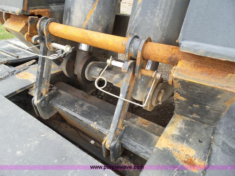 image for item L5510 1993 Rogers lowboy equipment trailer