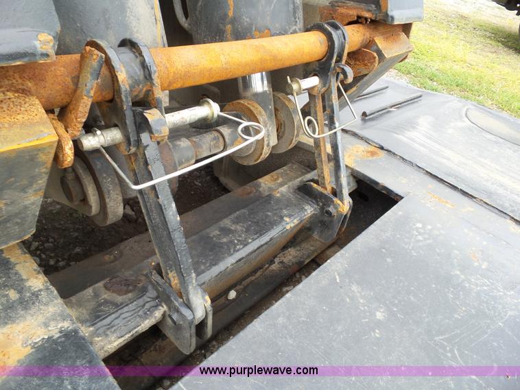 image for item L5510 1993 Rogers lowboy equipment trailer