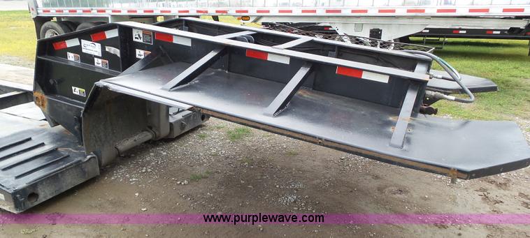 image for item L5510 1993 Rogers lowboy equipment trailer