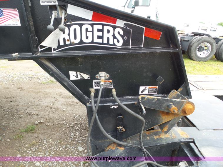 image for item L5510 1993 Rogers lowboy equipment trailer
