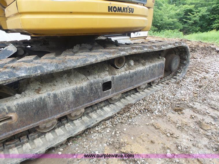 image for item L6205 2000 Komatsu PC75UU compact excavator