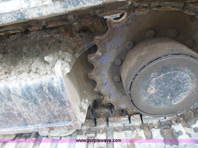 image for item L6205 2000 Komatsu PC75UU compact excavator