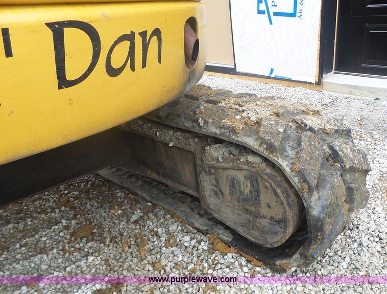 image for item L6205 2000 Komatsu PC75UU compact excavator