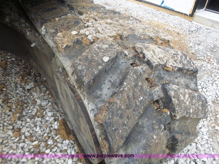 image for item L6205 2000 Komatsu PC75UU compact excavator