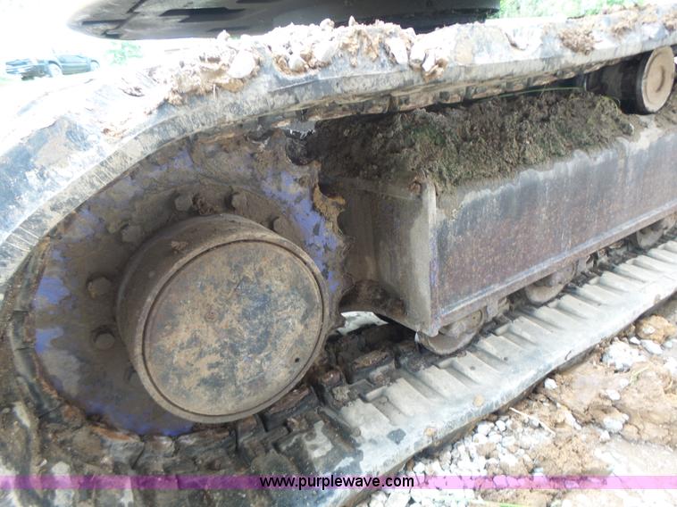 image for item L6205 2000 Komatsu PC75UU compact excavator