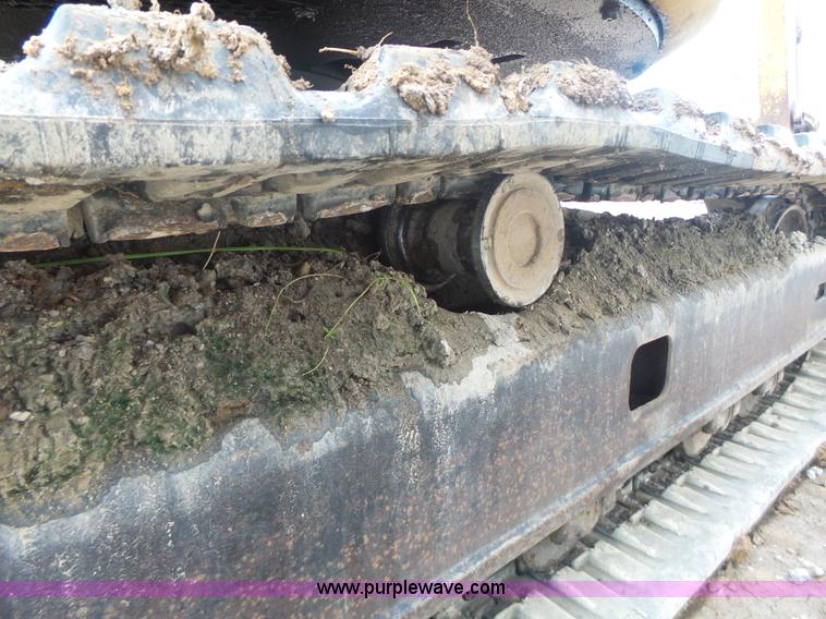 image for item L6205 2000 Komatsu PC75UU compact excavator