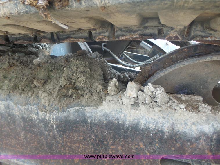 image for item L6205 2000 Komatsu PC75UU compact excavator