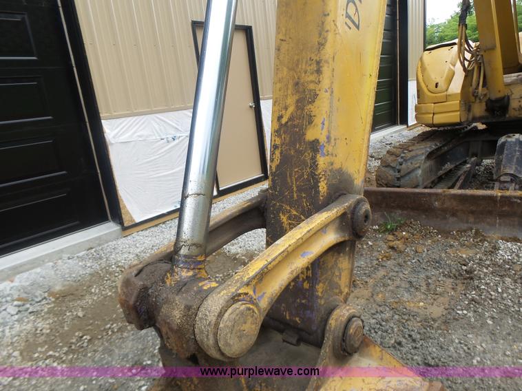 image for item L6205 2000 Komatsu PC75UU compact excavator