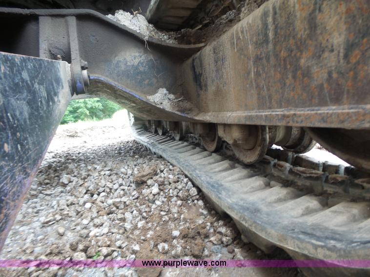 image for item L6205 2000 Komatsu PC75UU compact excavator