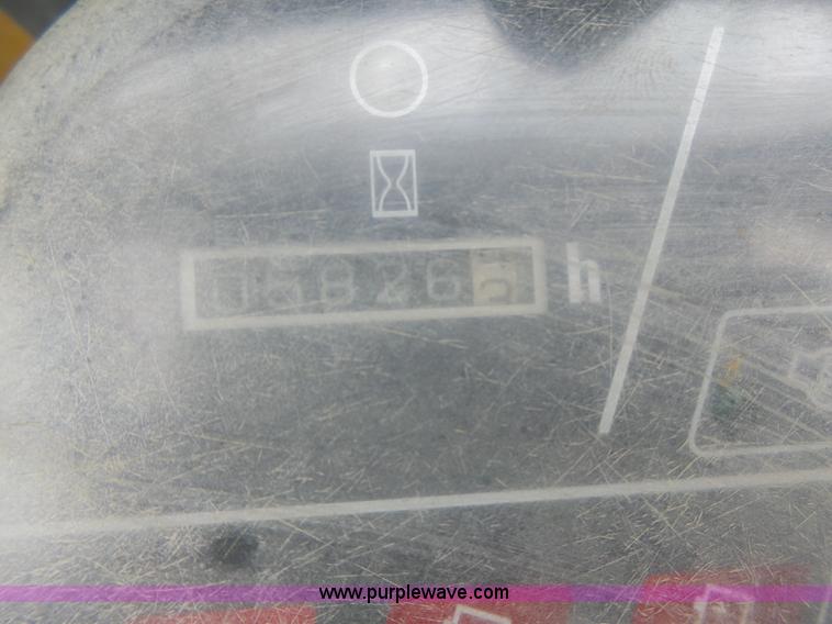 image for item L6205 2000 Komatsu PC75UU compact excavator