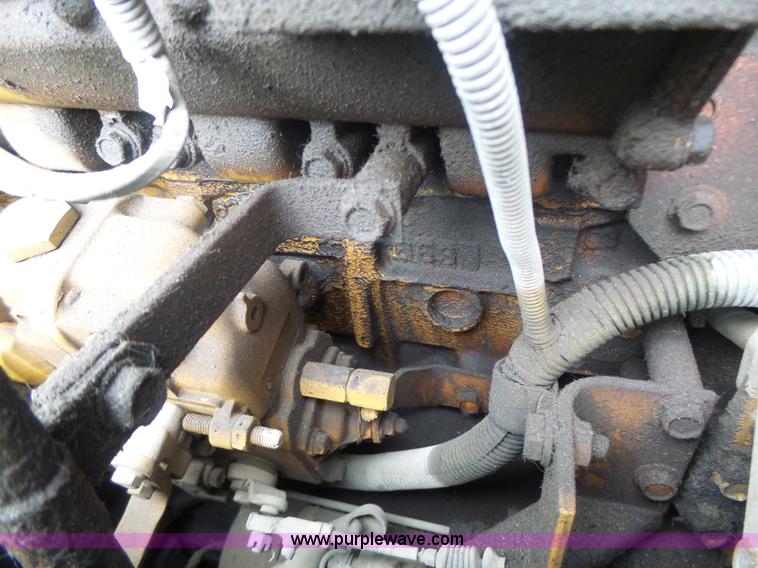 image for item L6205 2000 Komatsu PC75UU compact excavator