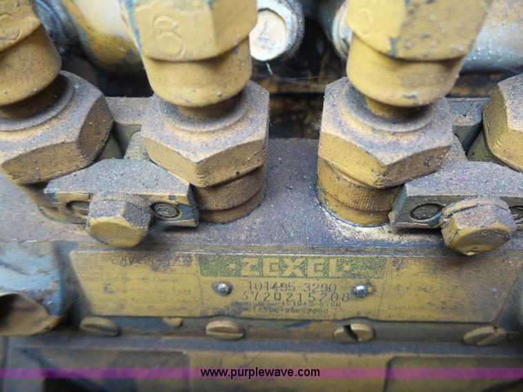 image for item L6205 2000 Komatsu PC75UU compact excavator