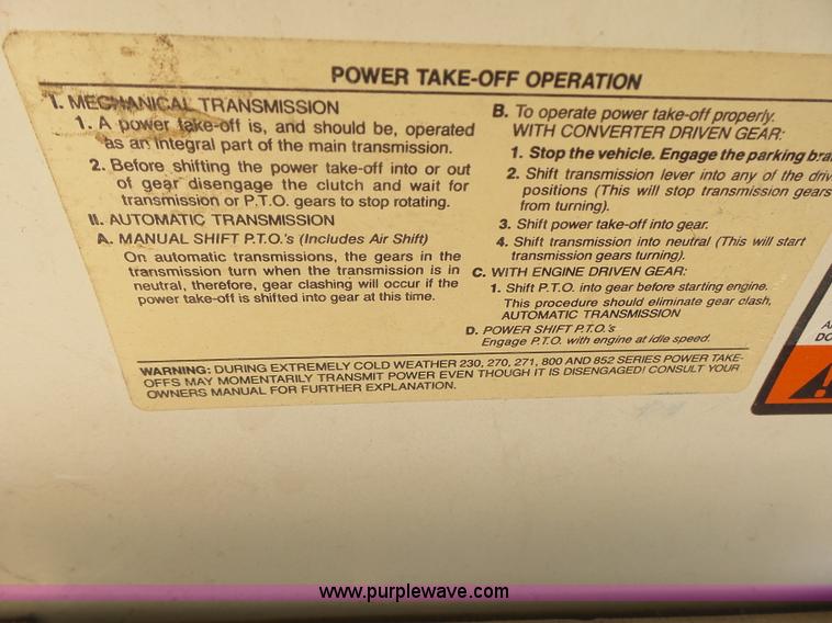 image for item L6206 1993 Ford F800 bucket truck