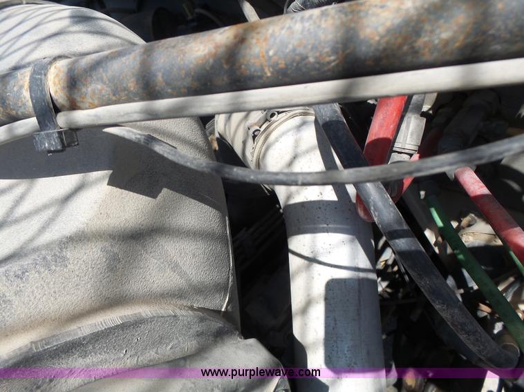 image for item L6206 1993 Ford F800 bucket truck