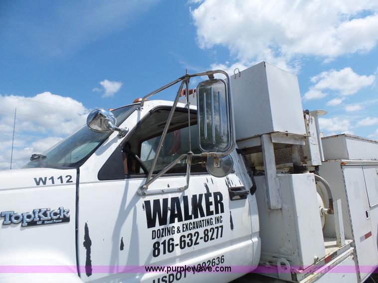 image for item L6222 1991 GMC TopKick service truck