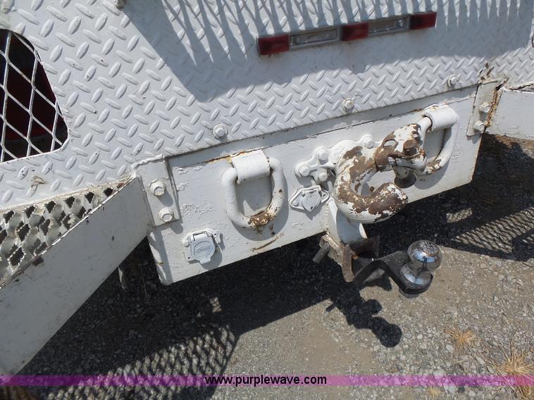 image for item L6222 1991 GMC TopKick service truck