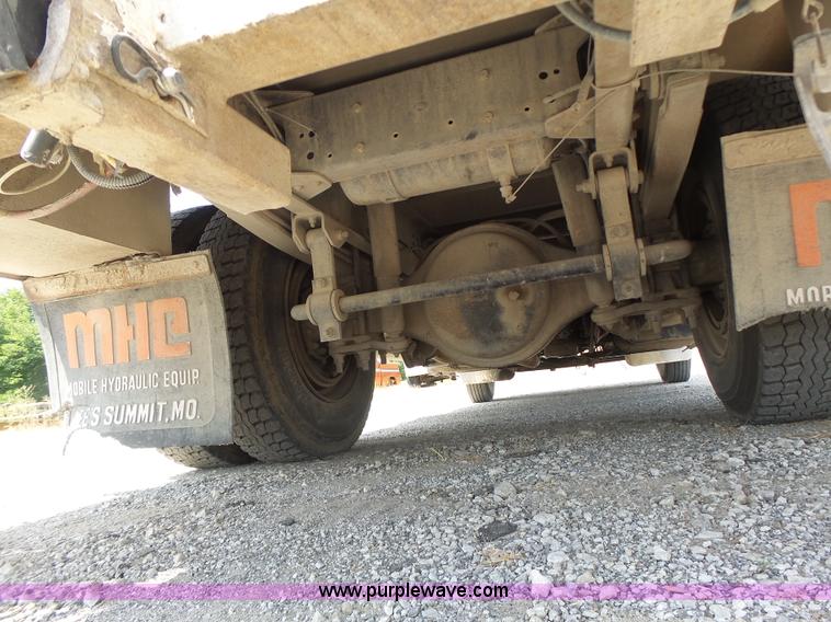 image for item L6222 1991 GMC TopKick service truck