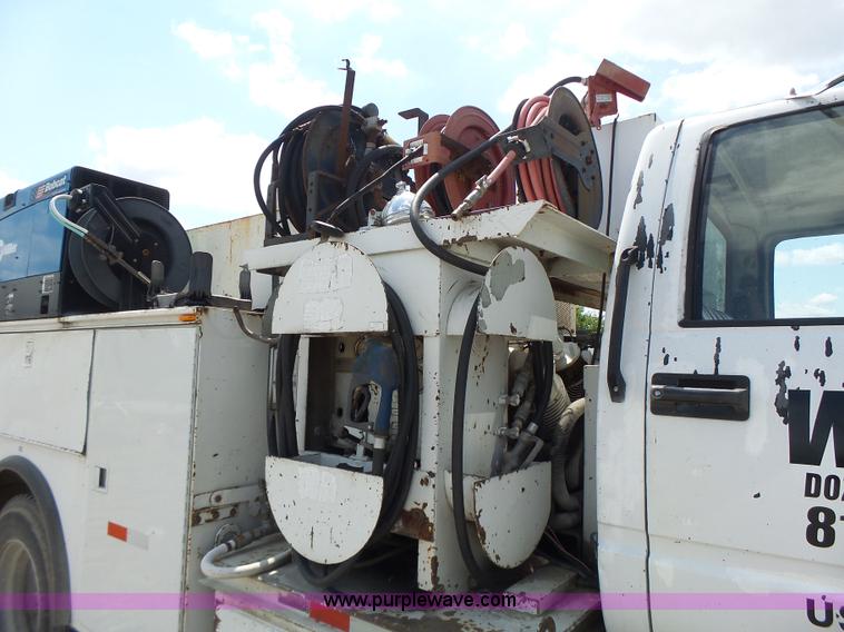 image for item L6222 1991 GMC TopKick service truck