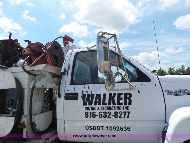 image for item L6222 1991 GMC TopKick service truck