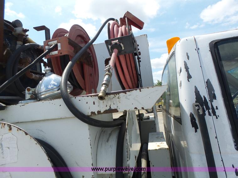 image for item L6222 1991 GMC TopKick service truck