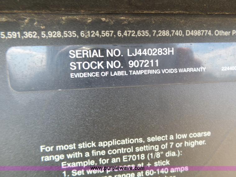 image for item L6222 1991 GMC TopKick service truck