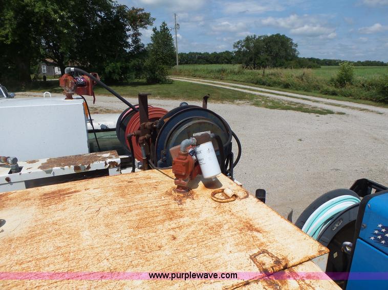 image for item L6222 1991 GMC TopKick service truck