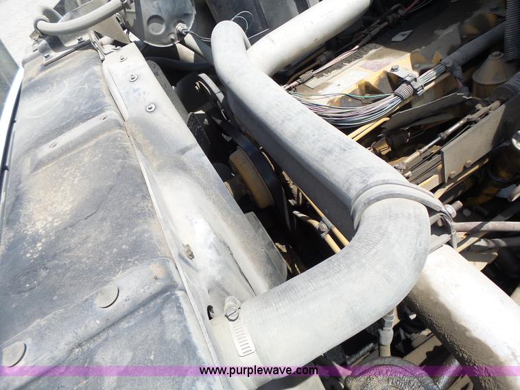 image for item L6222 1991 GMC TopKick service truck