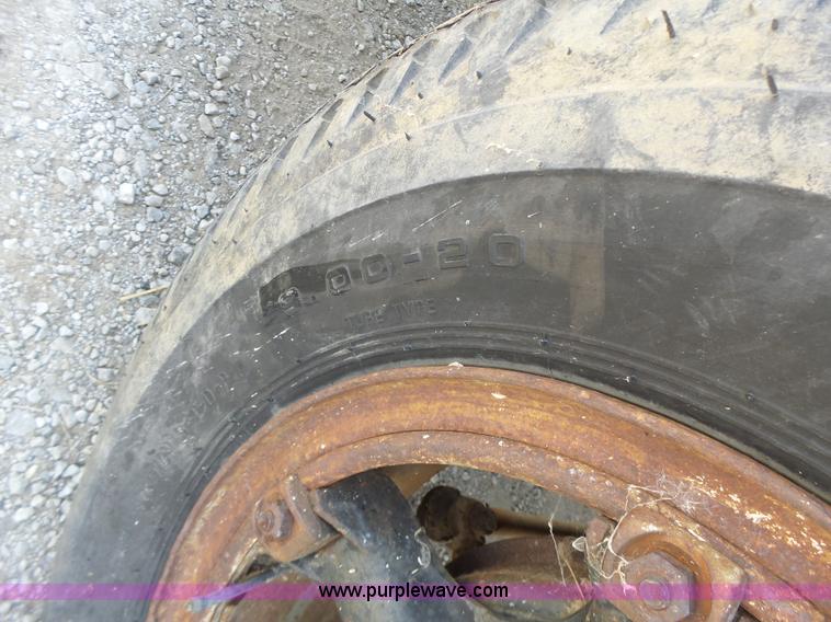 image for item L6224 1963 International 1600 dump truck