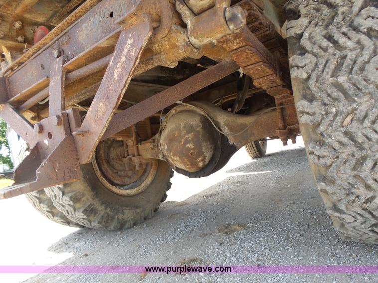 image for item L6224 1963 International 1600 dump truck