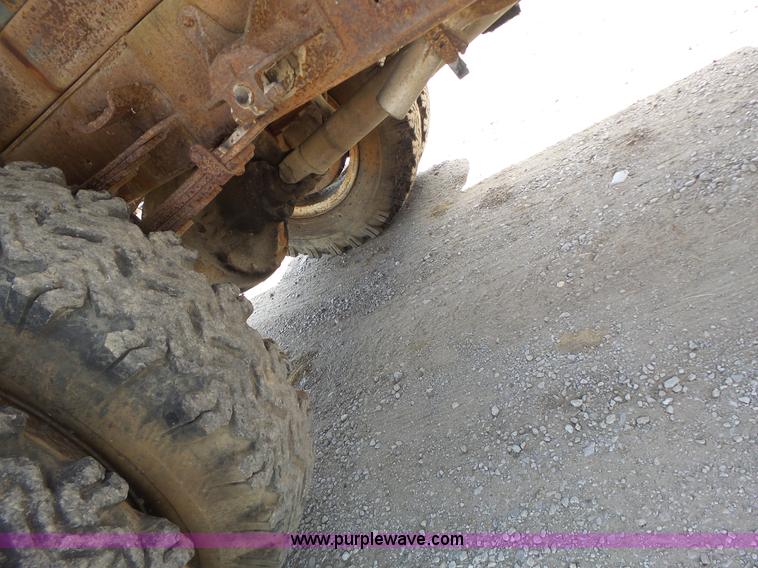 image for item L6224 1963 International 1600 dump truck