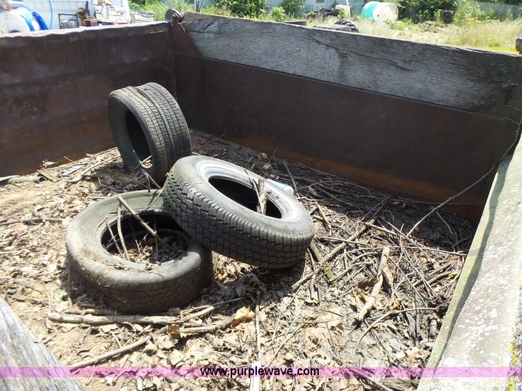 image for item L6224 1963 International 1600 dump truck