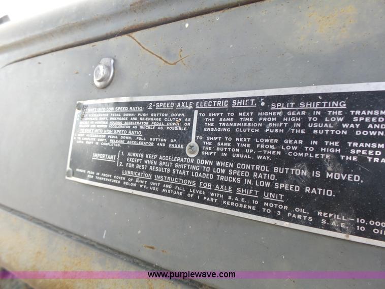 image for item L6224 1963 International 1600 dump truck