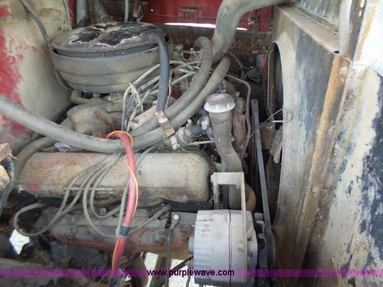 image for item L6224 1963 International 1600 dump truck