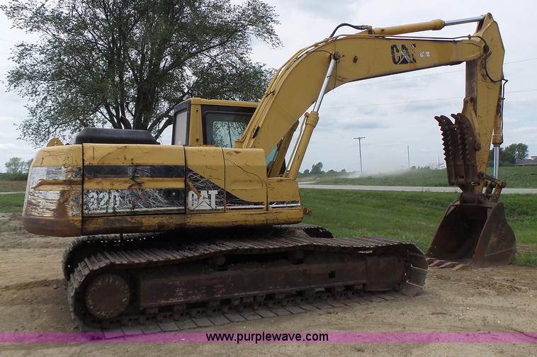image for item L6228 1994 Caterpillar 320L excavator
