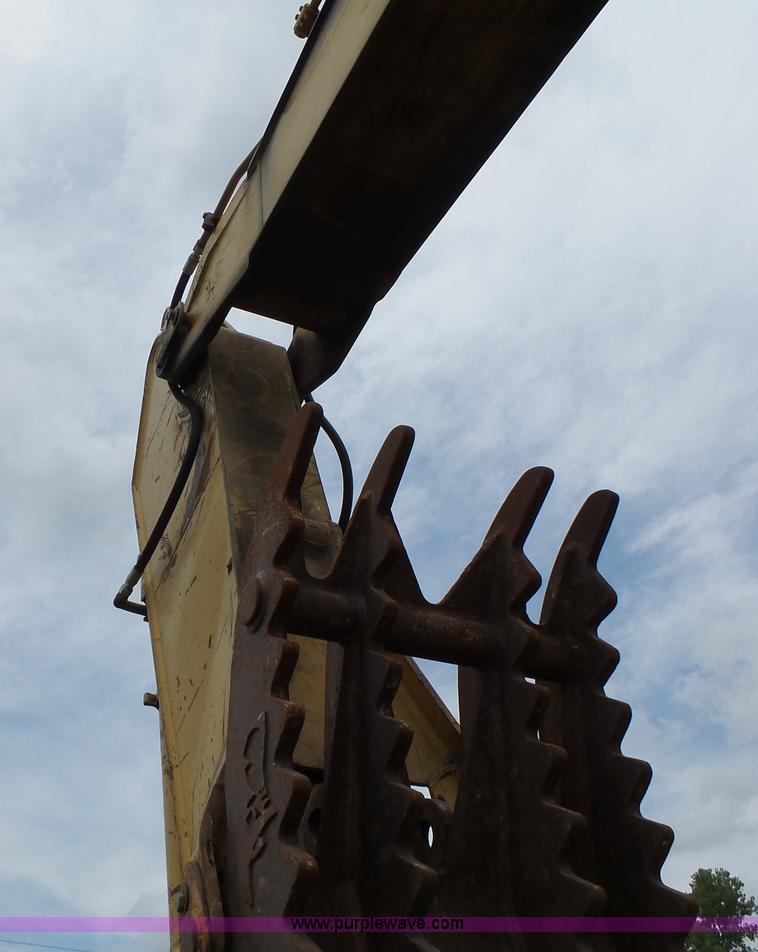 image for item L6228 1994 Caterpillar 320L excavator