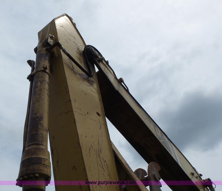 image for item L6228 1994 Caterpillar 320L excavator