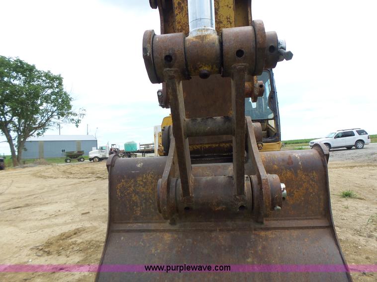 image for item L6228 1994 Caterpillar 320L excavator