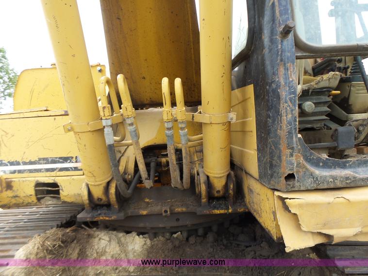 image for item L6228 1994 Caterpillar 320L excavator
