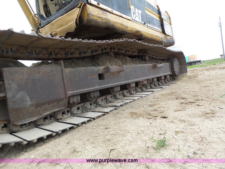 image for item L6228 1994 Caterpillar 320L excavator