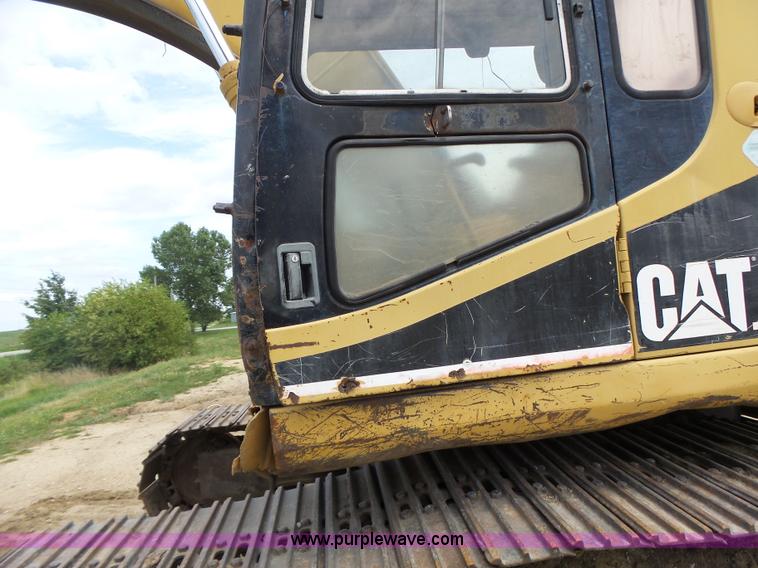 image for item L6228 1994 Caterpillar 320L excavator