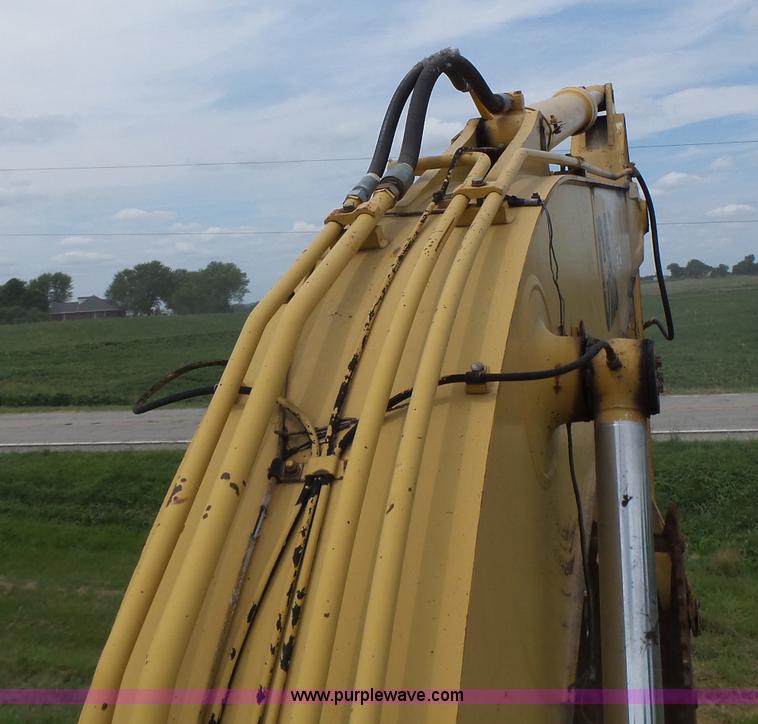 image for item L6228 1994 Caterpillar 320L excavator