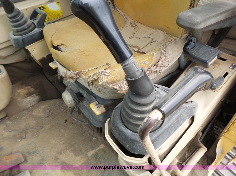 image for item L6228 1994 Caterpillar 320L excavator