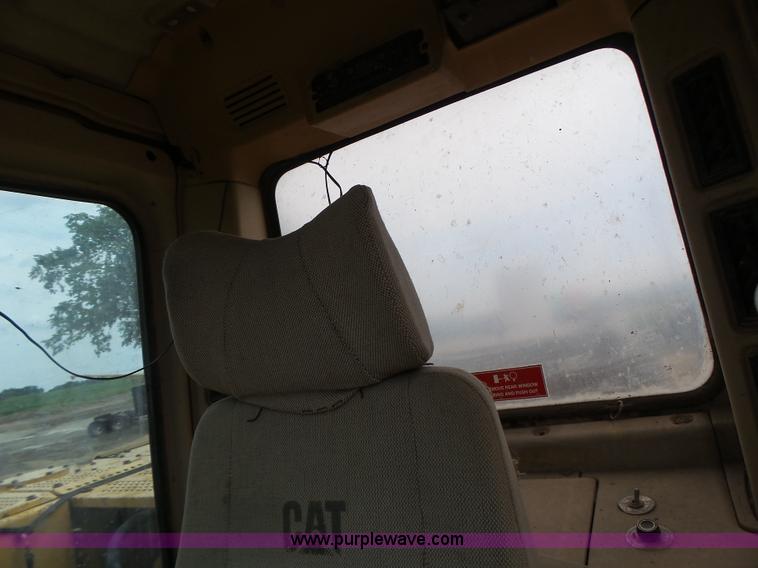 image for item L6228 1994 Caterpillar 320L excavator