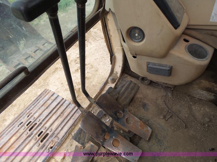 image for item L6228 1994 Caterpillar 320L excavator