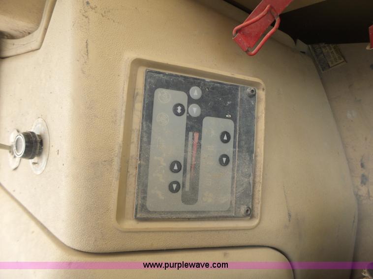 image for item L6228 1994 Caterpillar 320L excavator