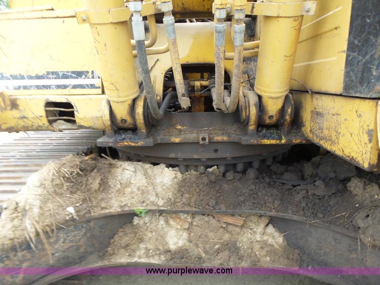 image for item L6228 1994 Caterpillar 320L excavator