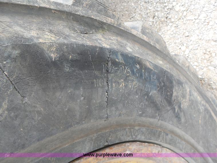 image for item L6229 2005 Caterpillar 246B skid steer