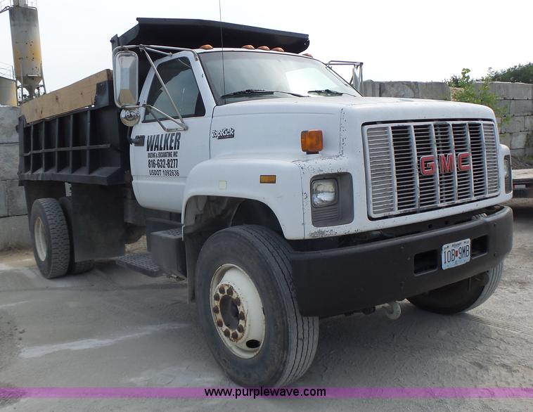 image for item L6236 1994 GMC TopKick dump truck